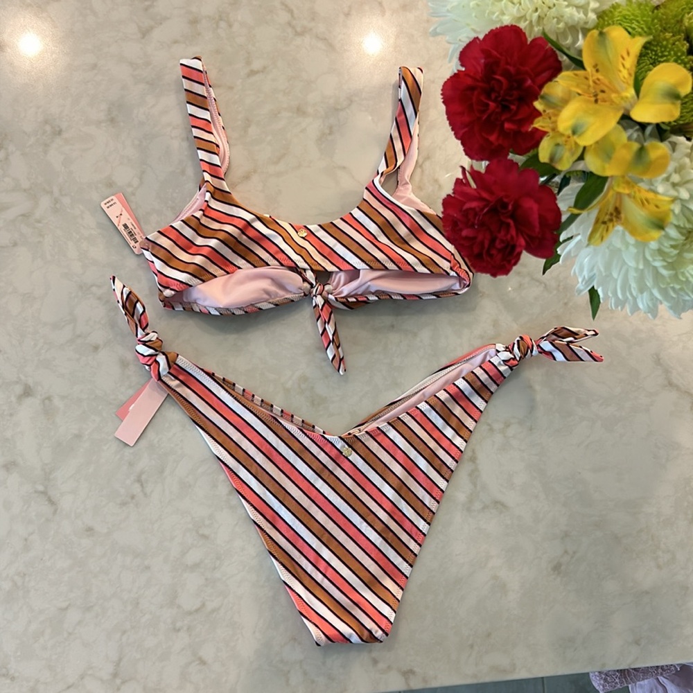 NWT Victorias Secret Bikini Set - Picture 6 of 7